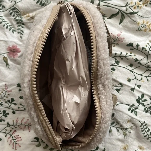 Lole Sherpa belt bag side bag - Picture 4 of 4